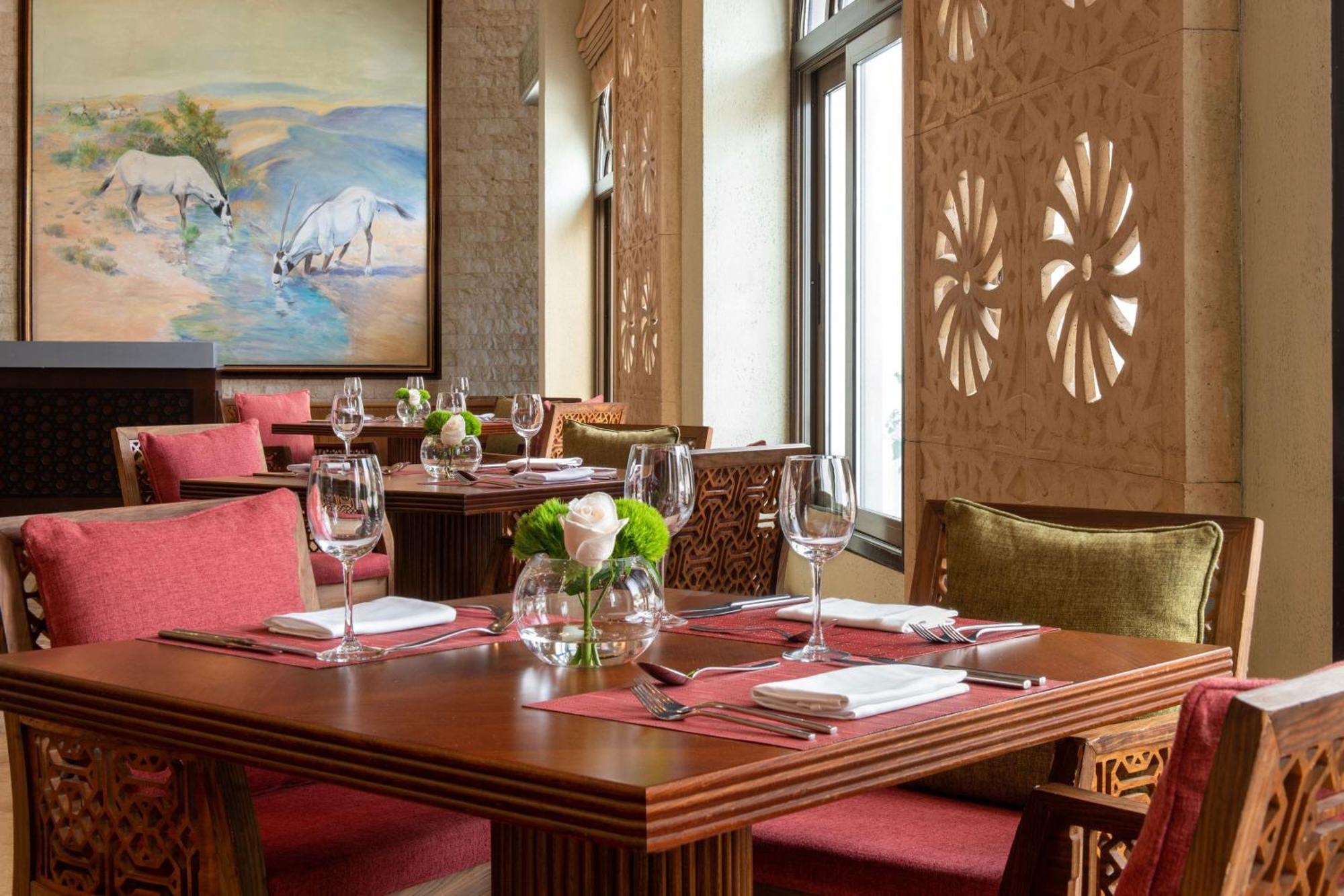 Sharq Village & Spa, A Ritz-carlton Доха