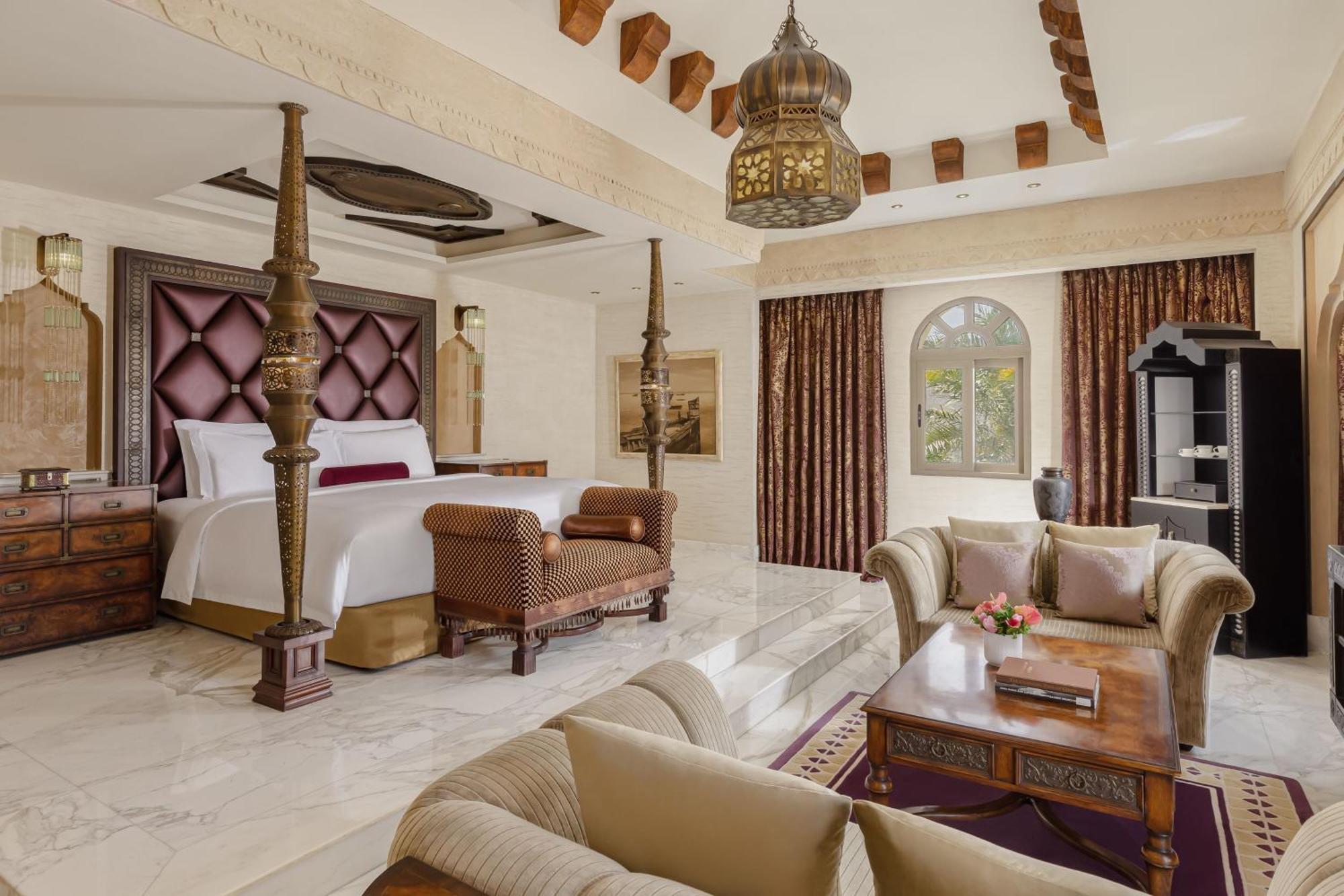 Sharq Village & Spa, A Ritz-carlton Курортний комплекс
