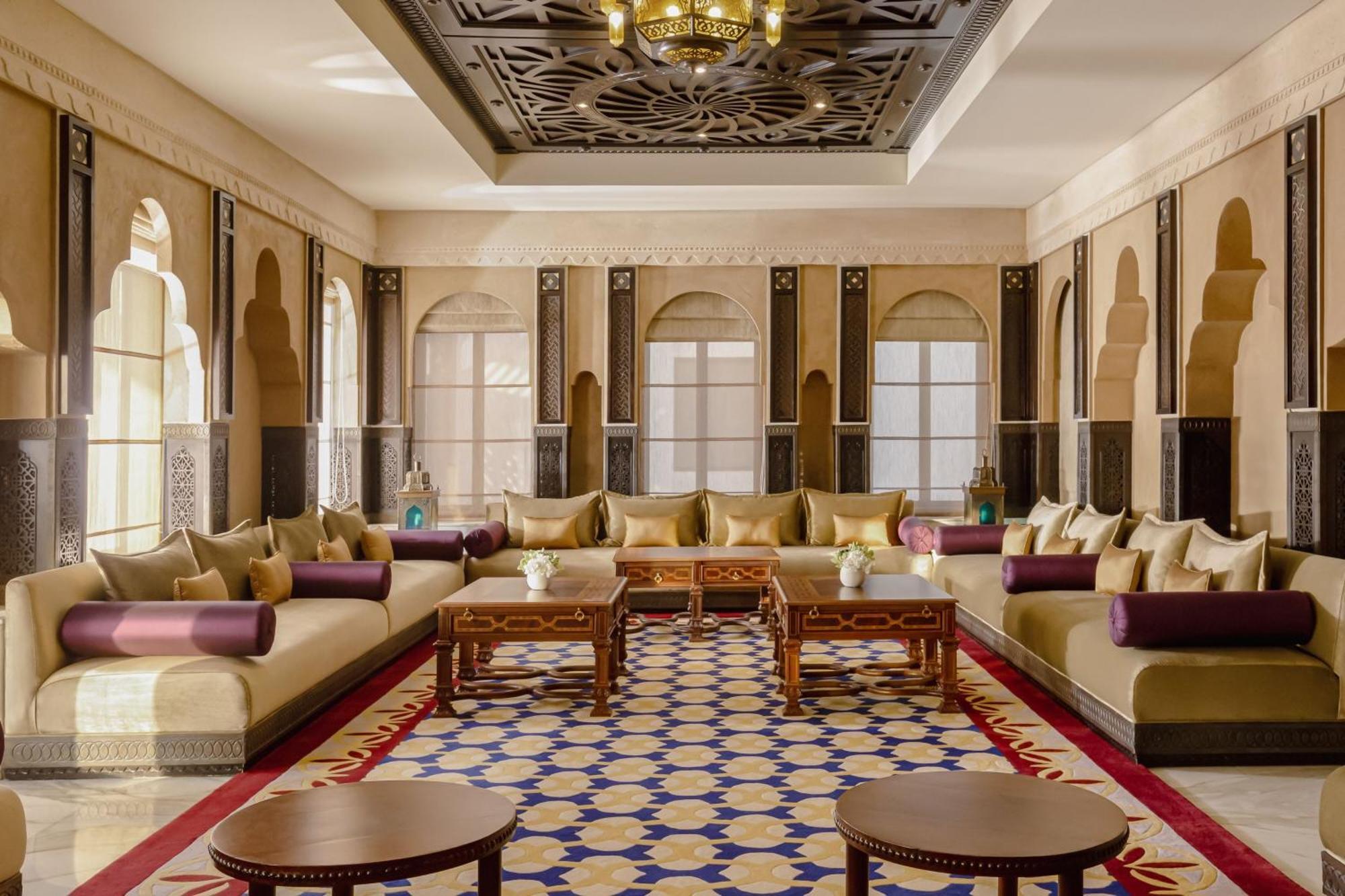Курортний комплекс Sharq Village & Spa, A Ritz-carlton