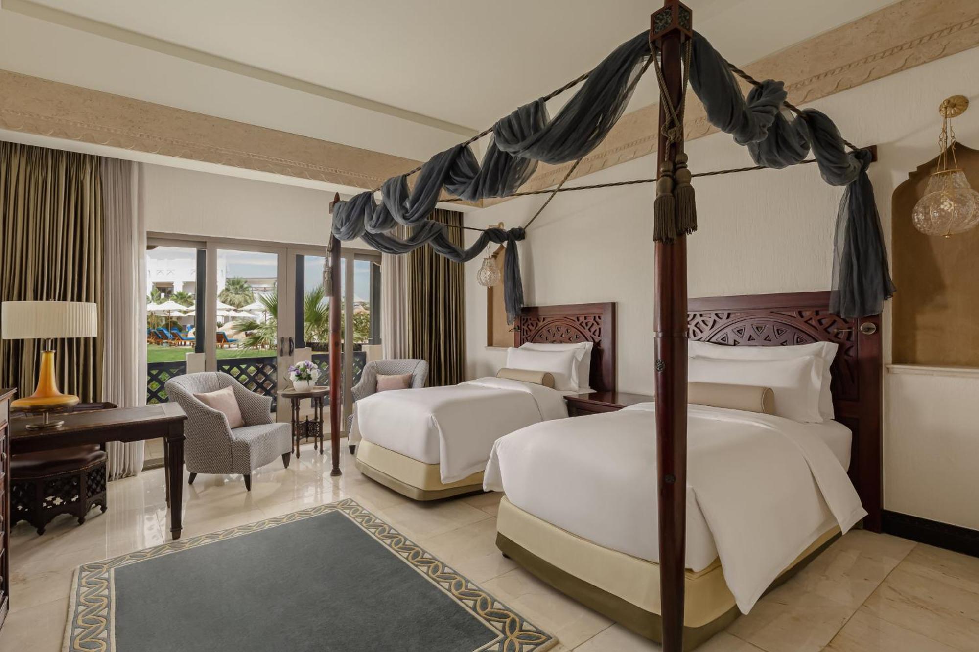 Sharq Village & Spa, A Ritz-carlton
